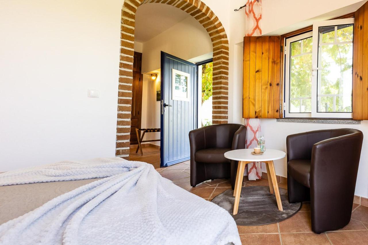 Гостевой дом Monte Do Colmeal - Country House & Wine Моран Экстерьер фото