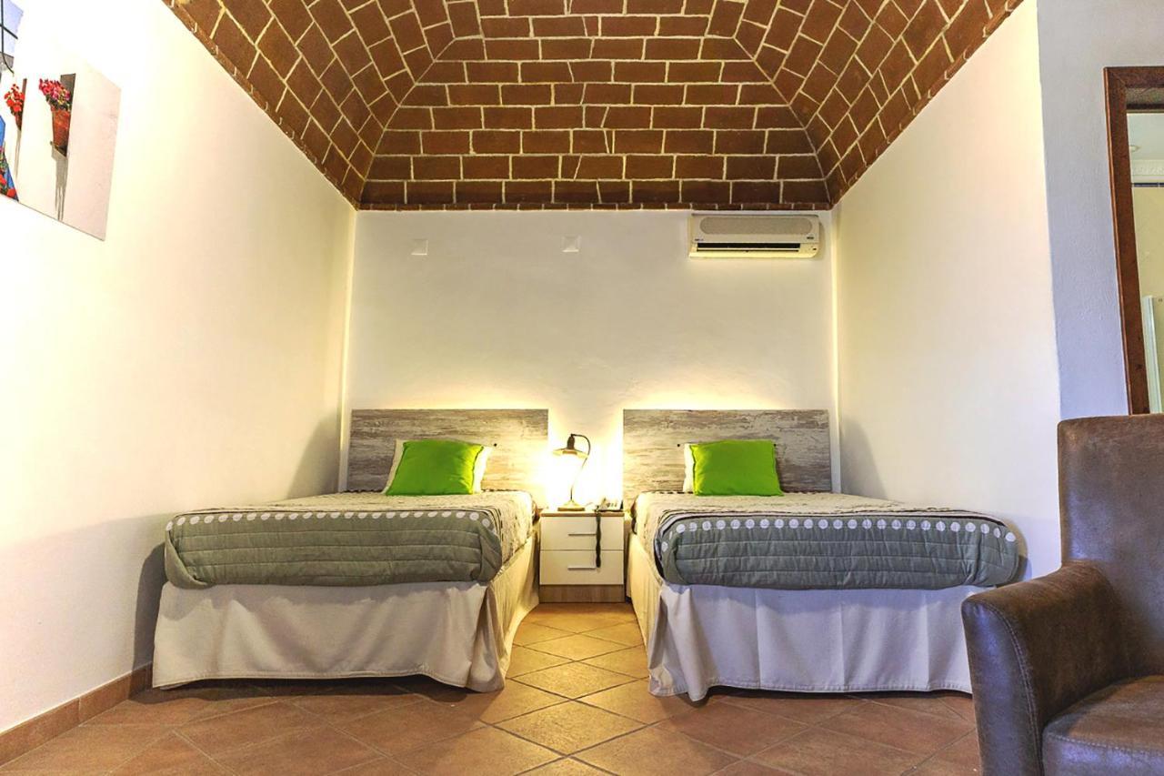 Гостевой дом Monte Do Colmeal - Country House & Wine Моран Экстерьер фото